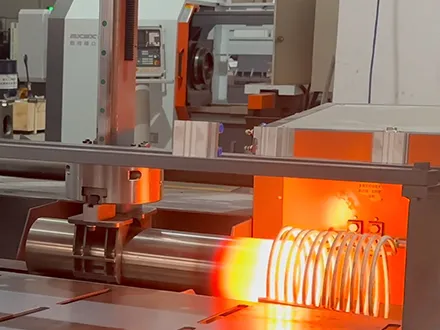 Perfect Coordination Between Robotic Arms and CNC Spinning Machines