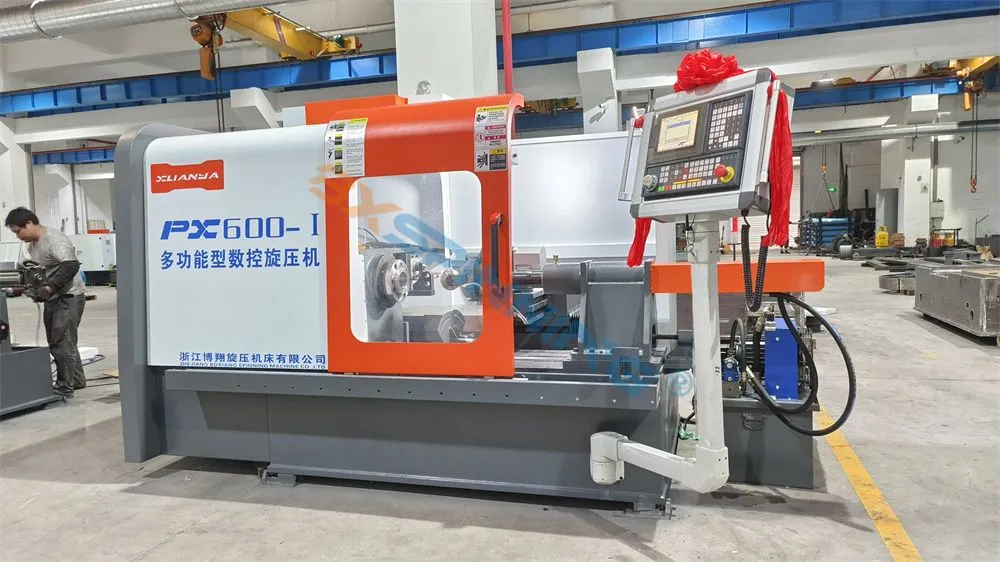 Metal Blank Spinning Machine