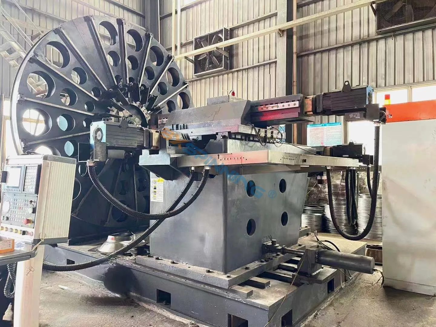 Big Diameter Work Piece Flange Spinning Machine